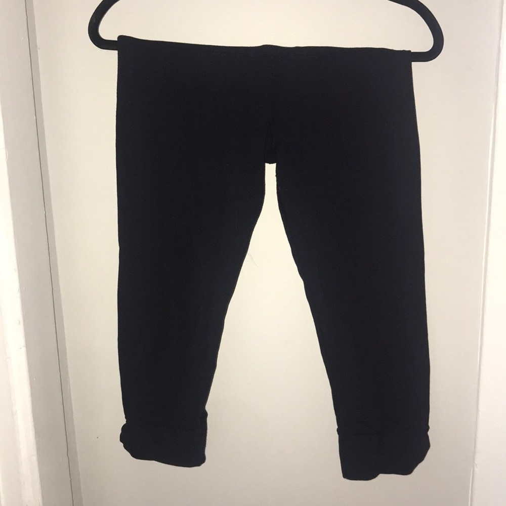 Lululemon mid-calf leggings